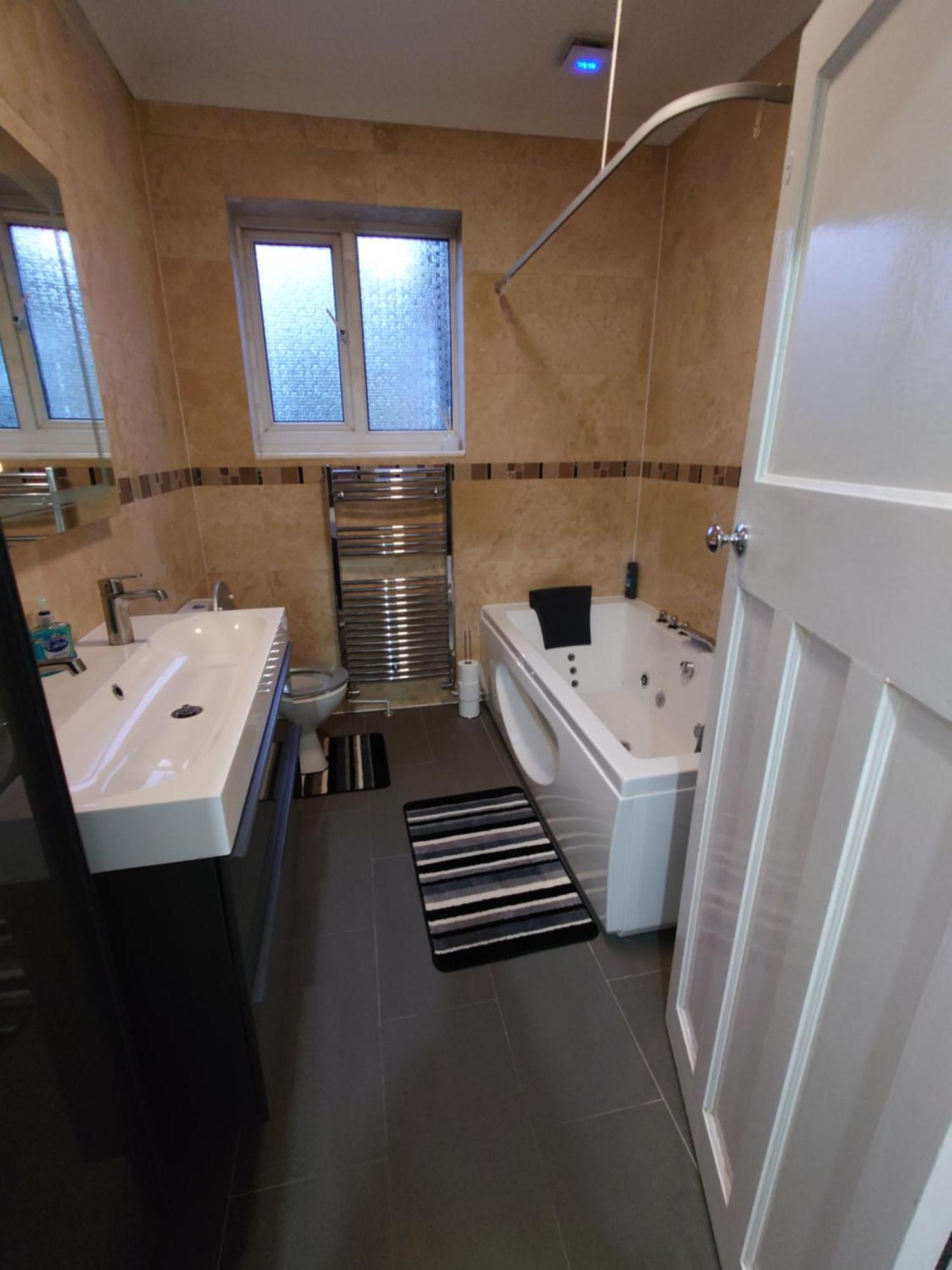 Edwardian 4 Bedrooms With 4 Bathrooms Townhouse, Next To Underground, Accommodates 10 People Λονδίνο Εξωτερικό φωτογραφία